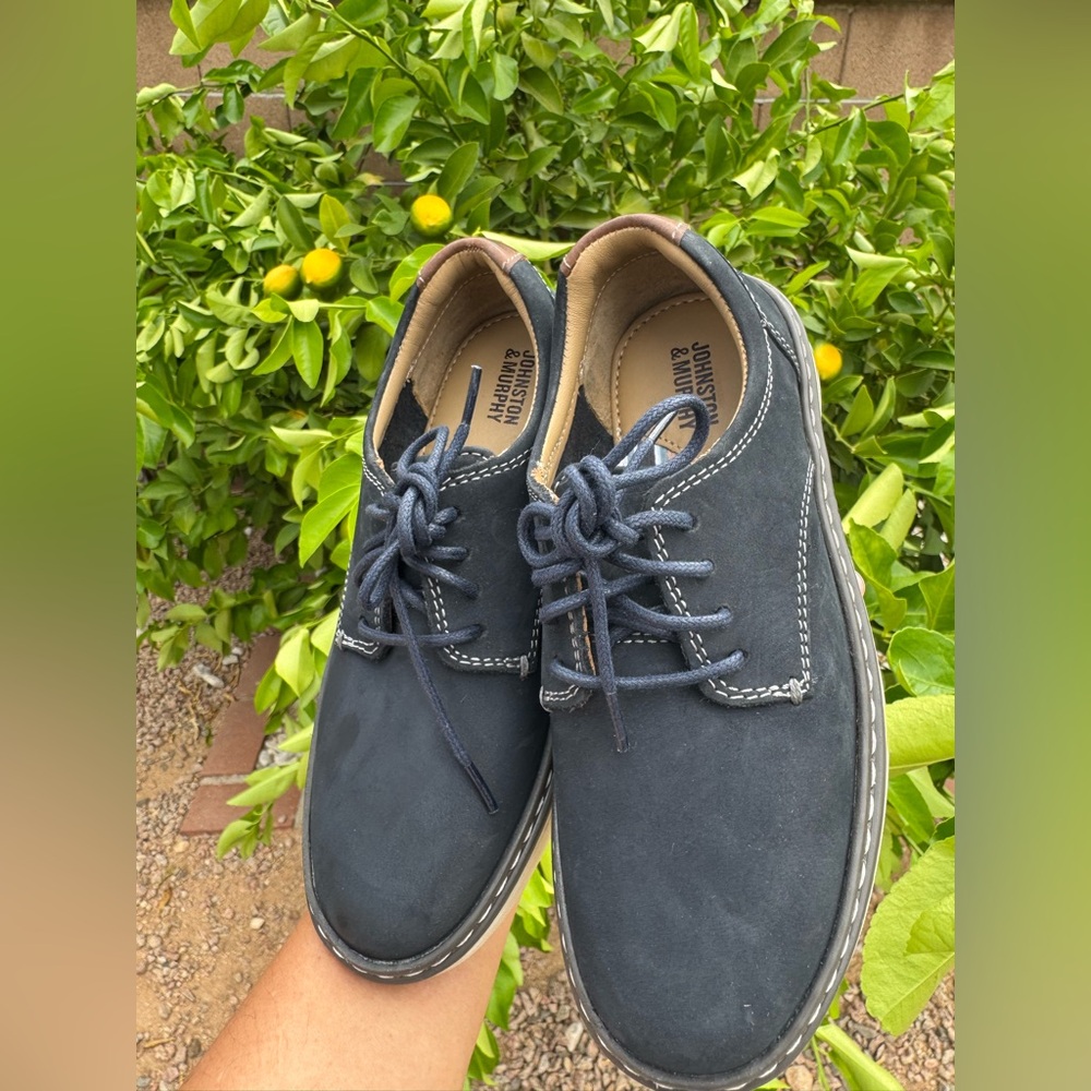 Johnson and Murphy suede boy shoes, new in box 12.5